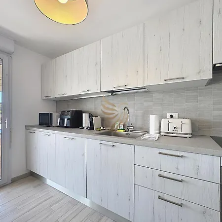 Serenity Getaway-4 People-wifi-terrace-garage Apartament Saint-Raphaël