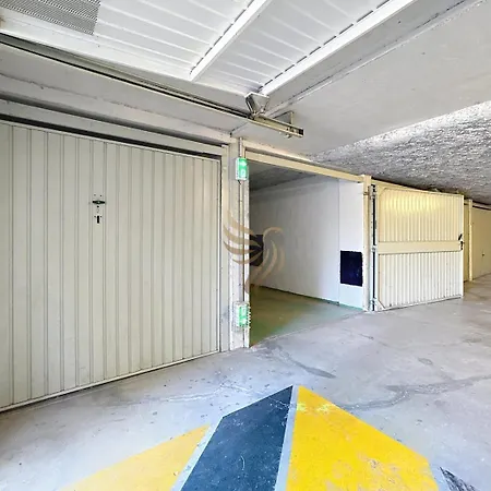 Serenity Getaway-4 People-wifi-terrace-garage *