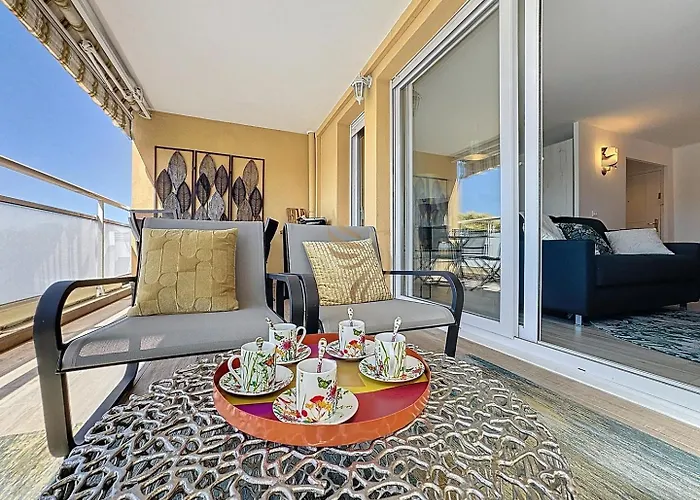 Serenity Getaway-4 People-wifi-terrace-garage * Saint-Raphaël