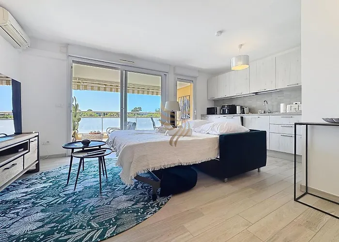 Serenity Getaway-4 People-wifi-terrace-garage Appartamento Saint-Raphaël